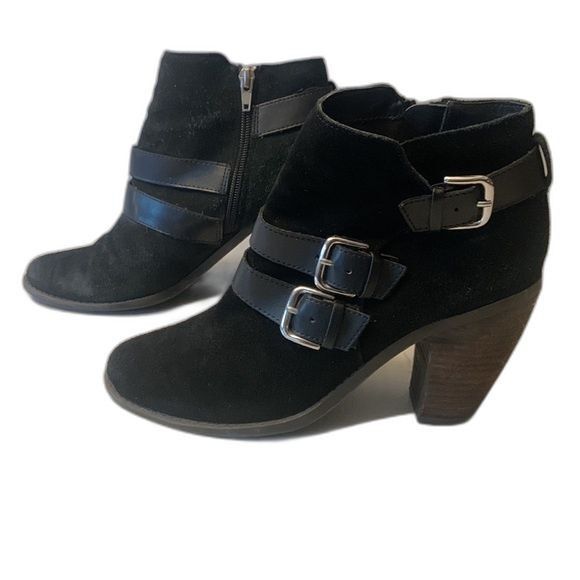 Dolce Vita Suede Ankle Boots, Black Suede, Women's 7.5 Triple Buckle Grunge Goth - Picture 4 of 11